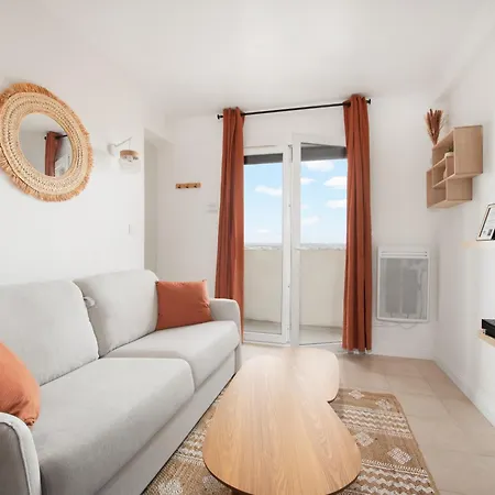 Lumineux Sur Les Toits - Metro A Proximite Apartment